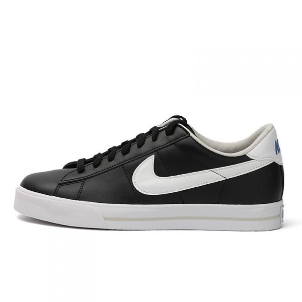 Tenis Nike esportivo