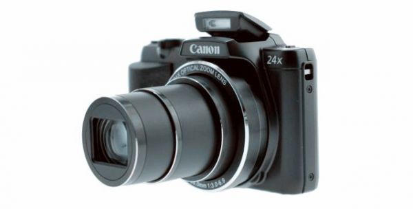 Câmera Canon IS2000