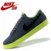 Tênis Nike nubuck casuais